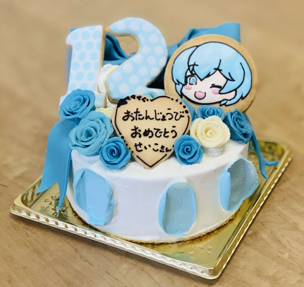 キャラクタークッキー付きケーキ