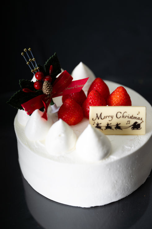 大粒あまおう苺の生クリーム【数量限定 500台】