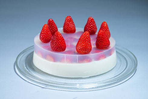 【透明スイーツ】透明な苺ショートケーキ