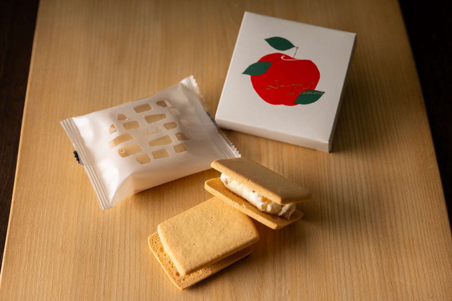 林檎ロマン【1個入】 – お菓子のほんだ